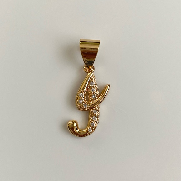 Gold Plated 24” Rope Chain With “J” Initial Pendant - Picture 2 of 7